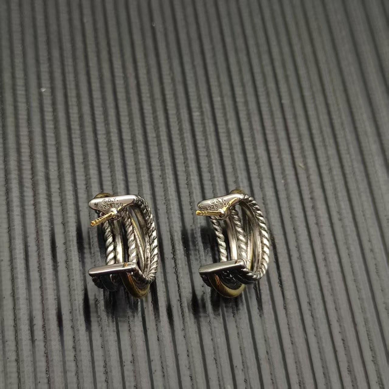 David Yurman Crossover Hoops 925 Sterling Silver 18K Gold Twisted Cable Earring