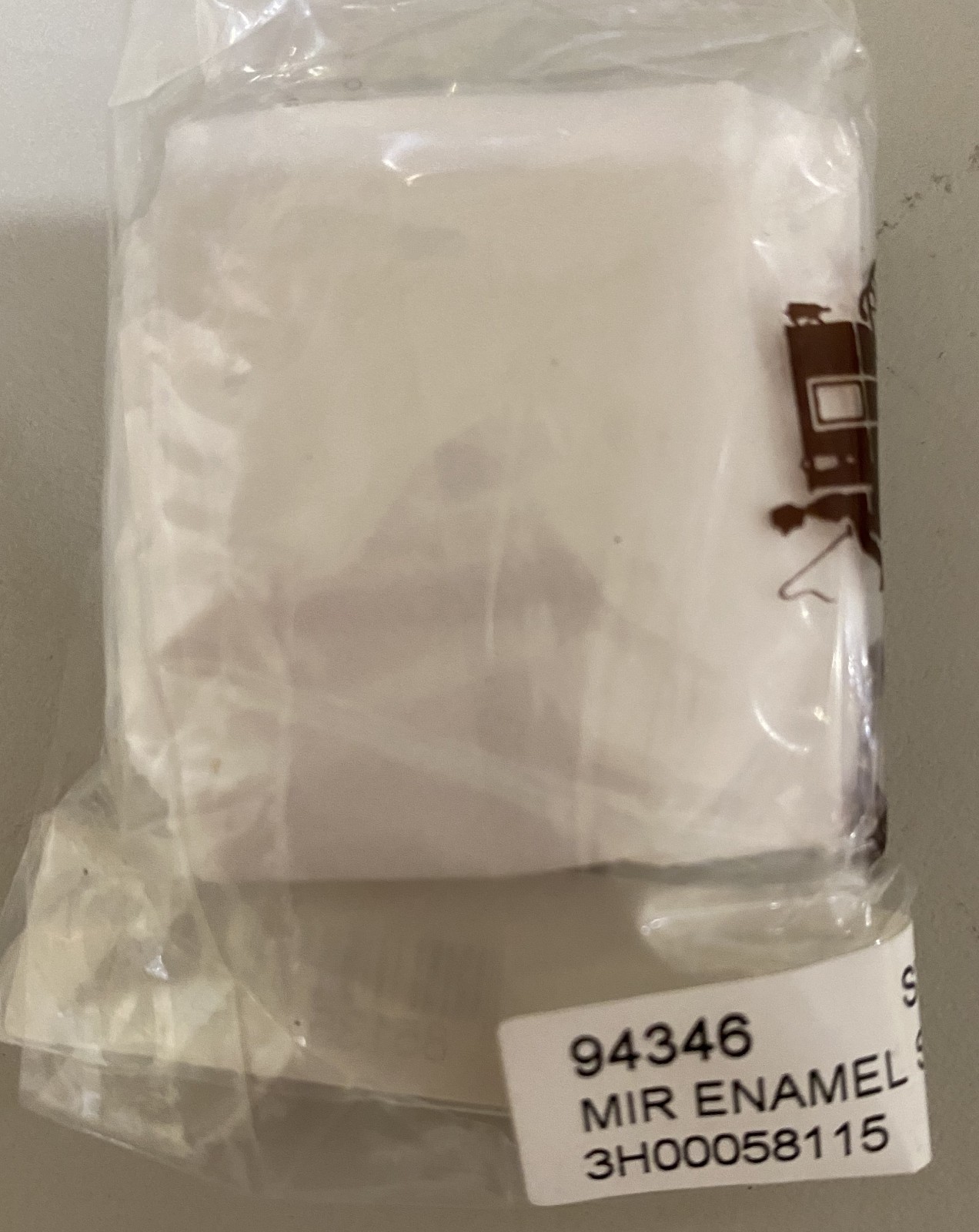 NWT Coach Miranda Enamel Ring – White Sliver / Size 6 / 94346