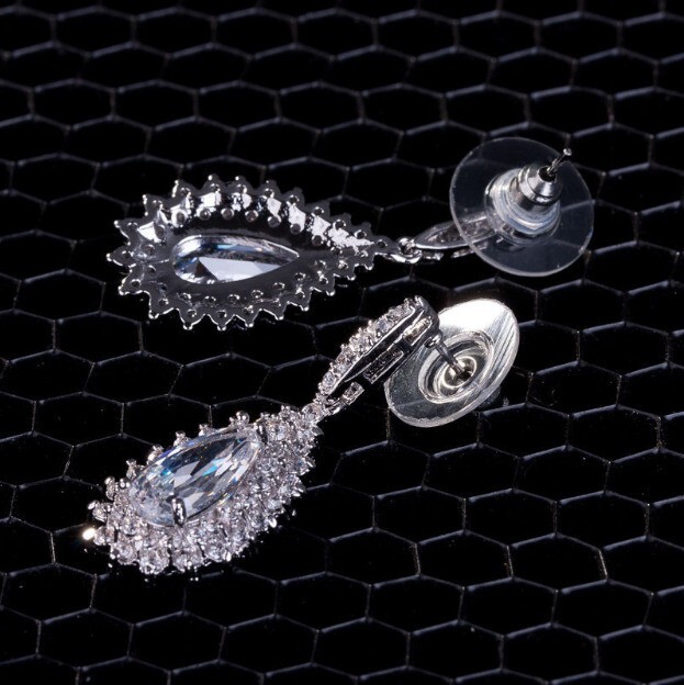 4Ct Pear Cut Simulated Diamond Pretty Drop/Dangle Earrings 14K White Gold Plated