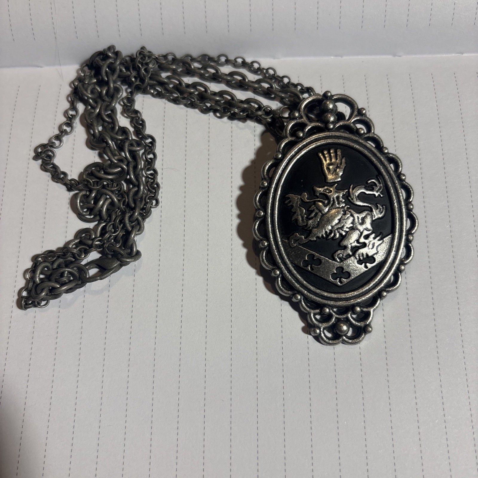 Rosalie Cullen’s Crest Necklace Twilight Saga Prop Replica Summit