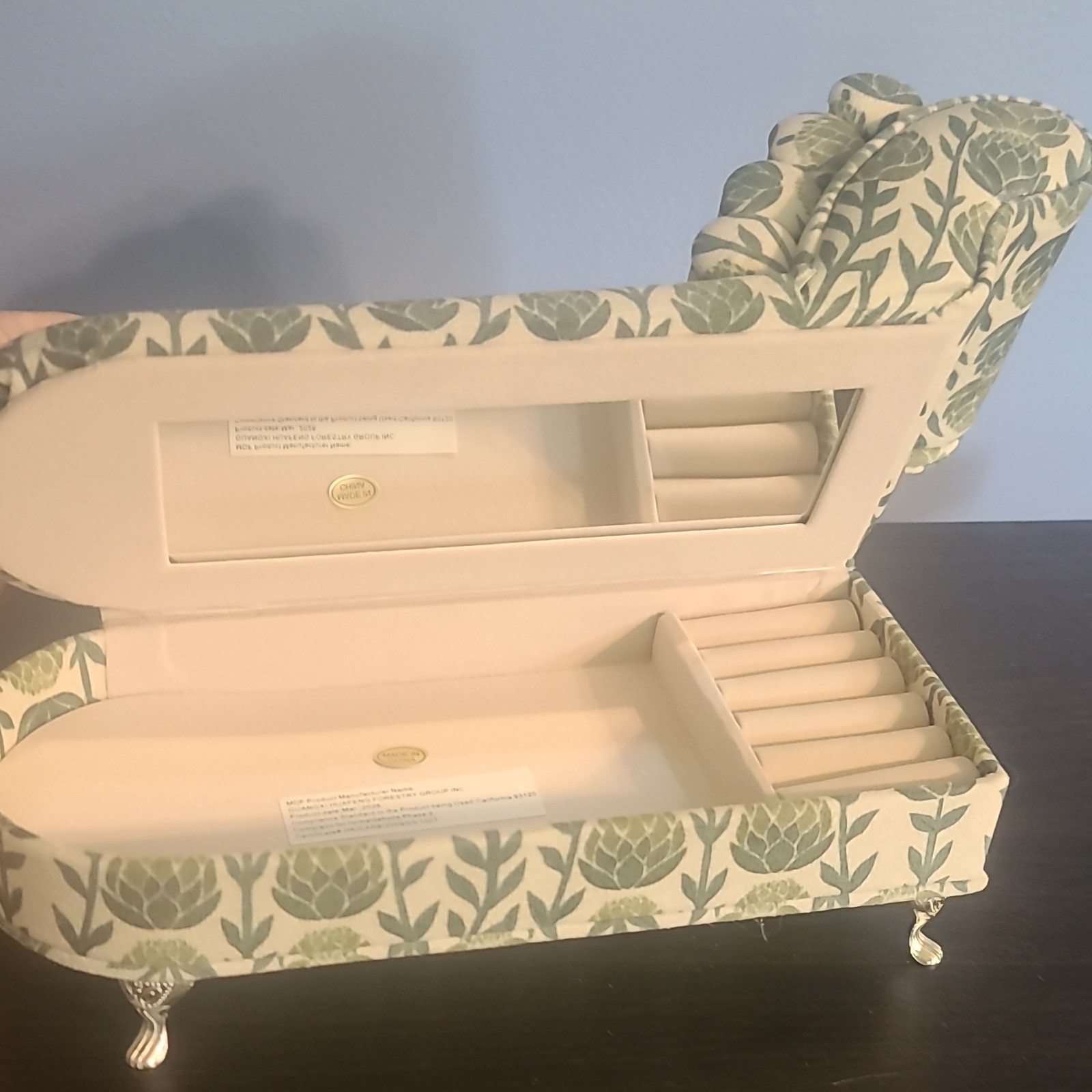 Sofa-Shaped Jewelry Box w/ Mirror, Lined Fabric, Holds 6 Rings Green Floral