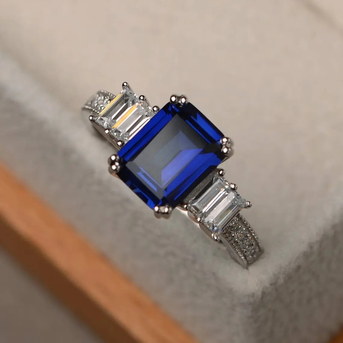 2CT Blue Sapphire Gemstone 925 Silver Plated Statement Ring US Duty Free