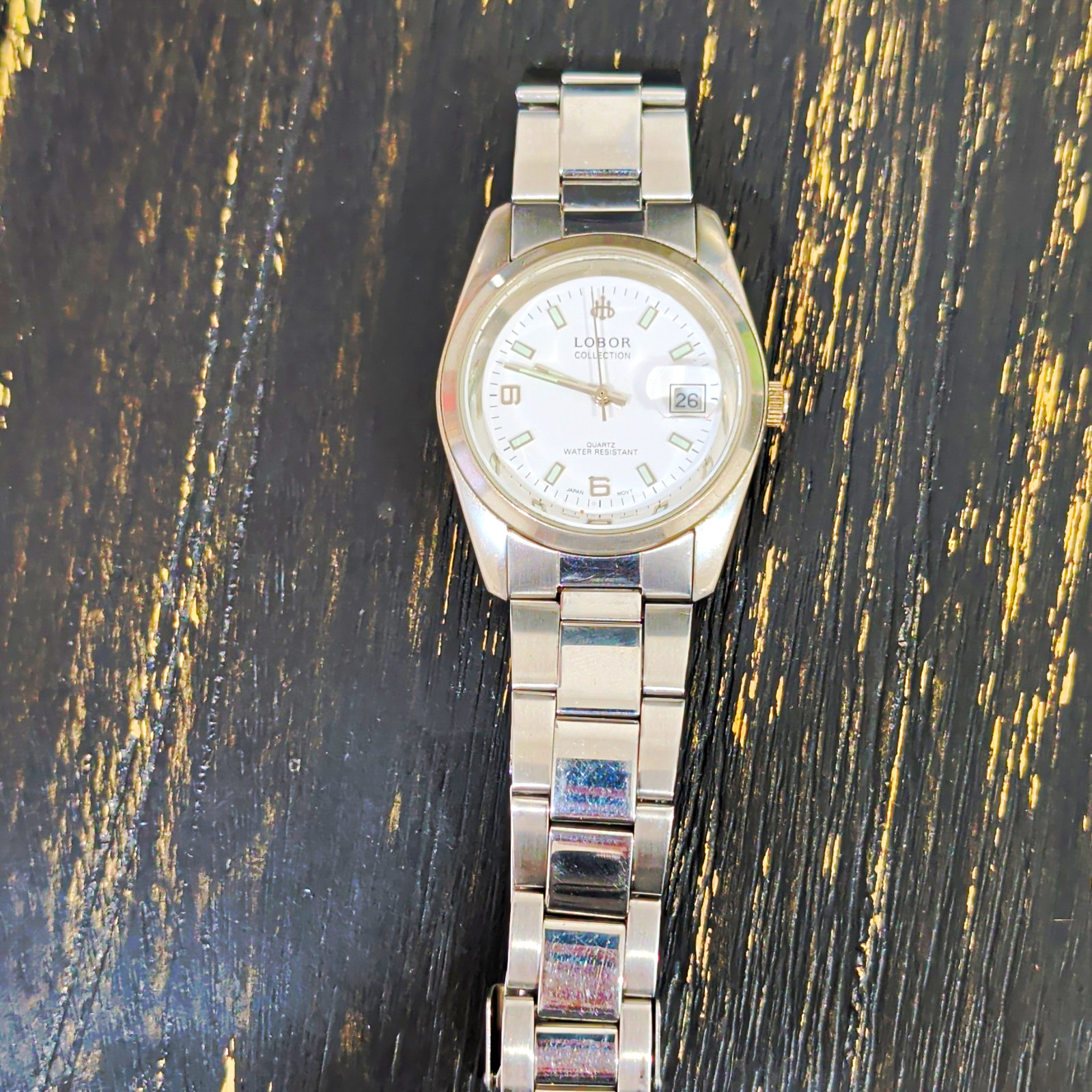 LOBOR Collection Quartz Stainless Steel 26mm White Dial Date Silver Bracelet