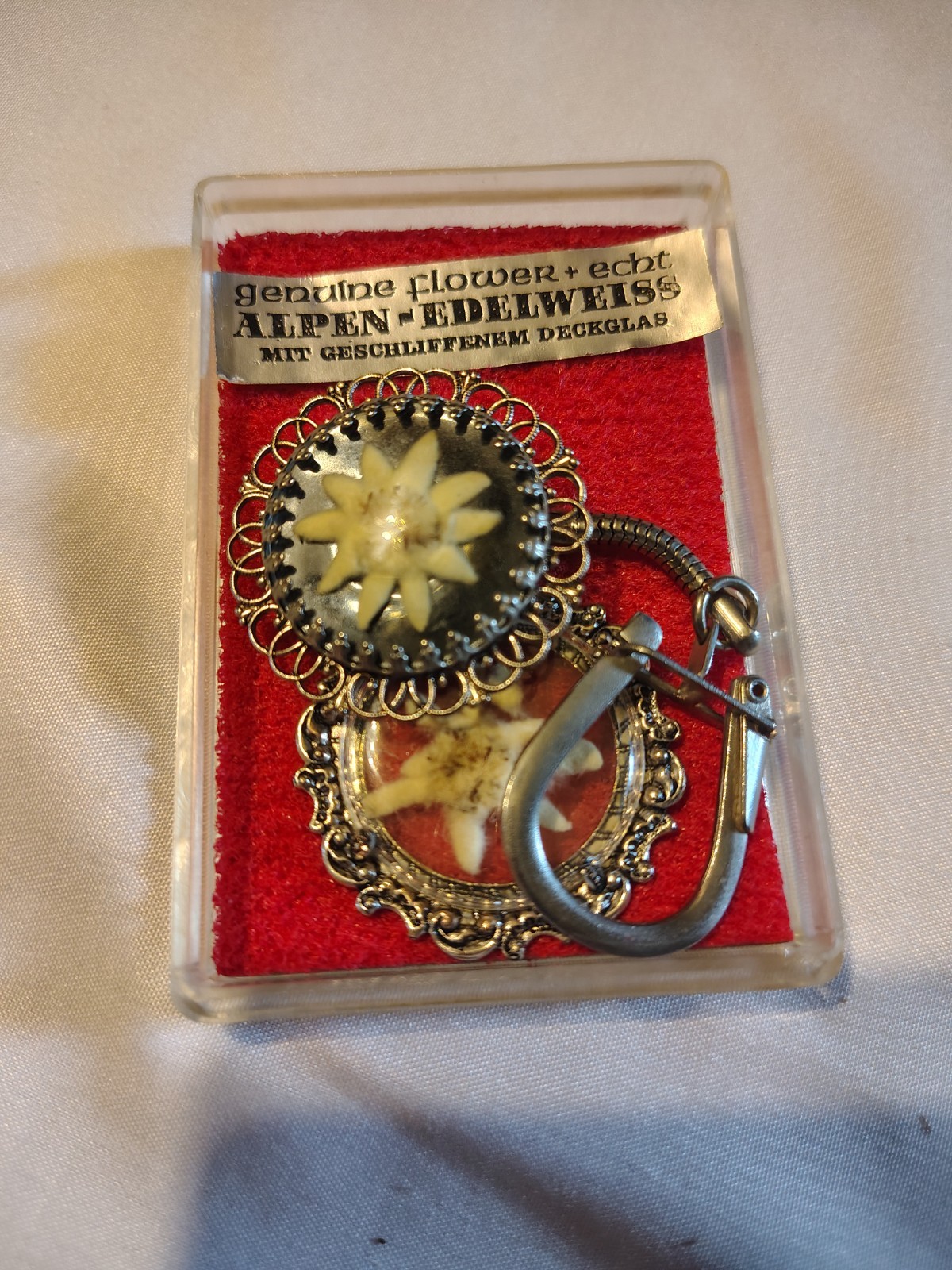 Vintage! Edelweiss Pressed Flower Brooch & Keychain Germany Souvenir
