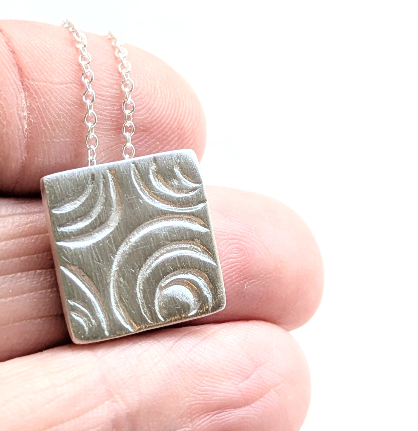 Handmade UK 999 Fine Silver Concentric Circles 15mm Square Pendant Necklace Gift