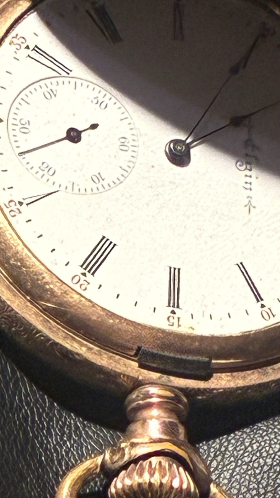 Elgin Gold Filled Full Hunter Pocket Watch White Roman Dial 15J Manual 1910s