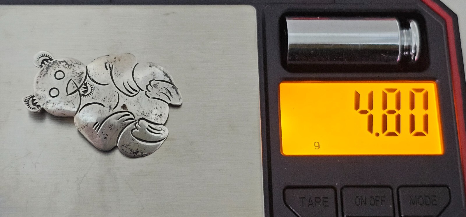Sterling Silver Bear shape Native American Vintage Brooch Marked RP 1 1/2″