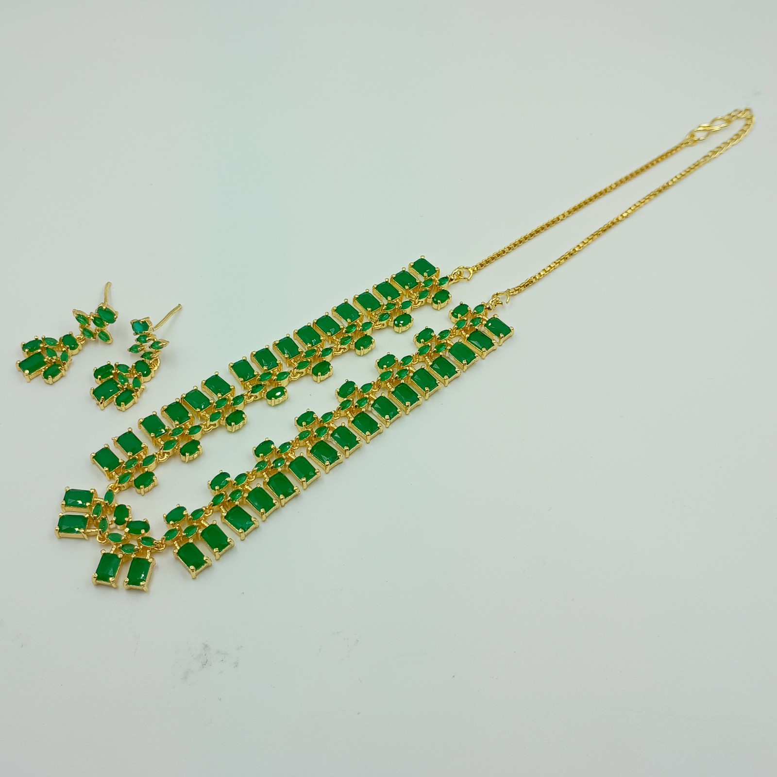 22K Gold Plated South Indian Emerald Necklace Ethnic Bridal Jewelry Set