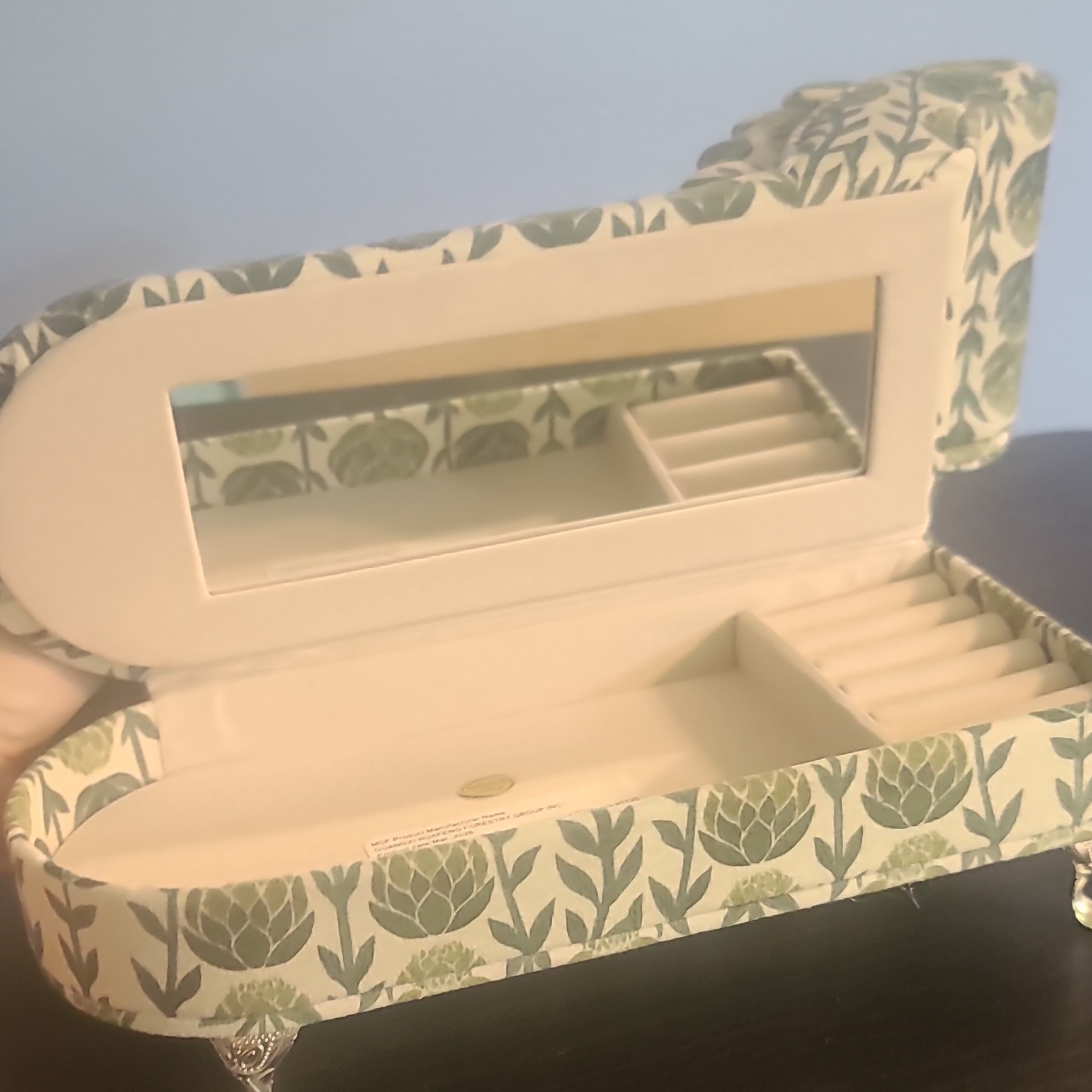 Sofa-Shaped Jewelry Box w/ Mirror, Lined Fabric, Holds 6 Rings Green Floral
