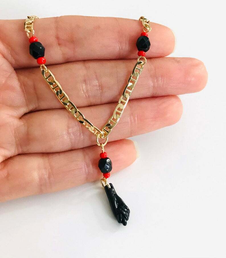 18K GOLD FILLED AZABACHE ANKLET 9.5″ LONG / TOBILLERA MANO AZABACHE 9.5″ – A22