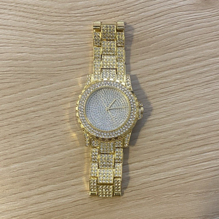 Gold Tone Analog Wristwatch Metal Bracelet White Dial Baton Index 12-Hour