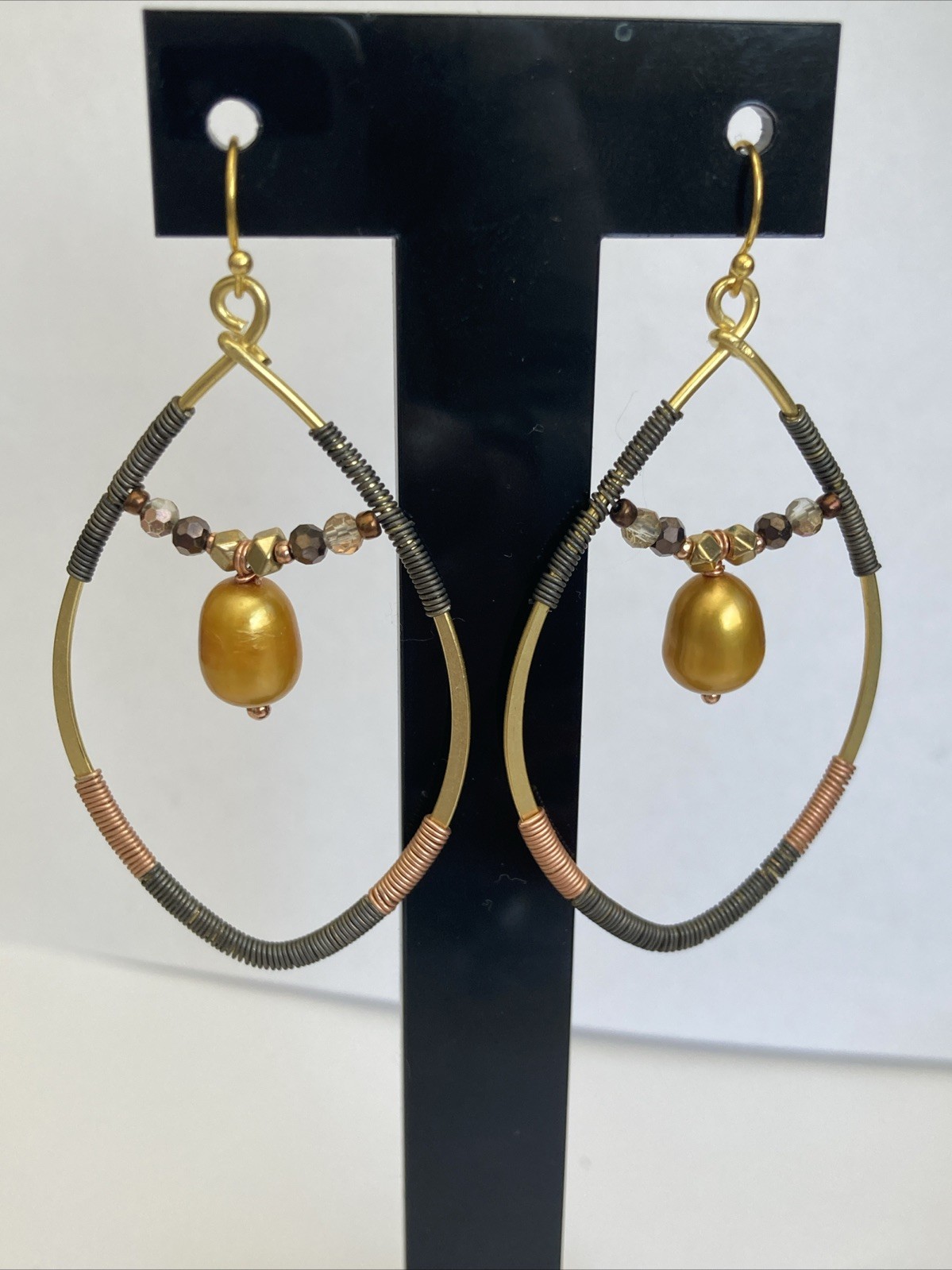 Vintage Metal Earrings Made In Thailand Wire Wrapped Large Pearl See Description