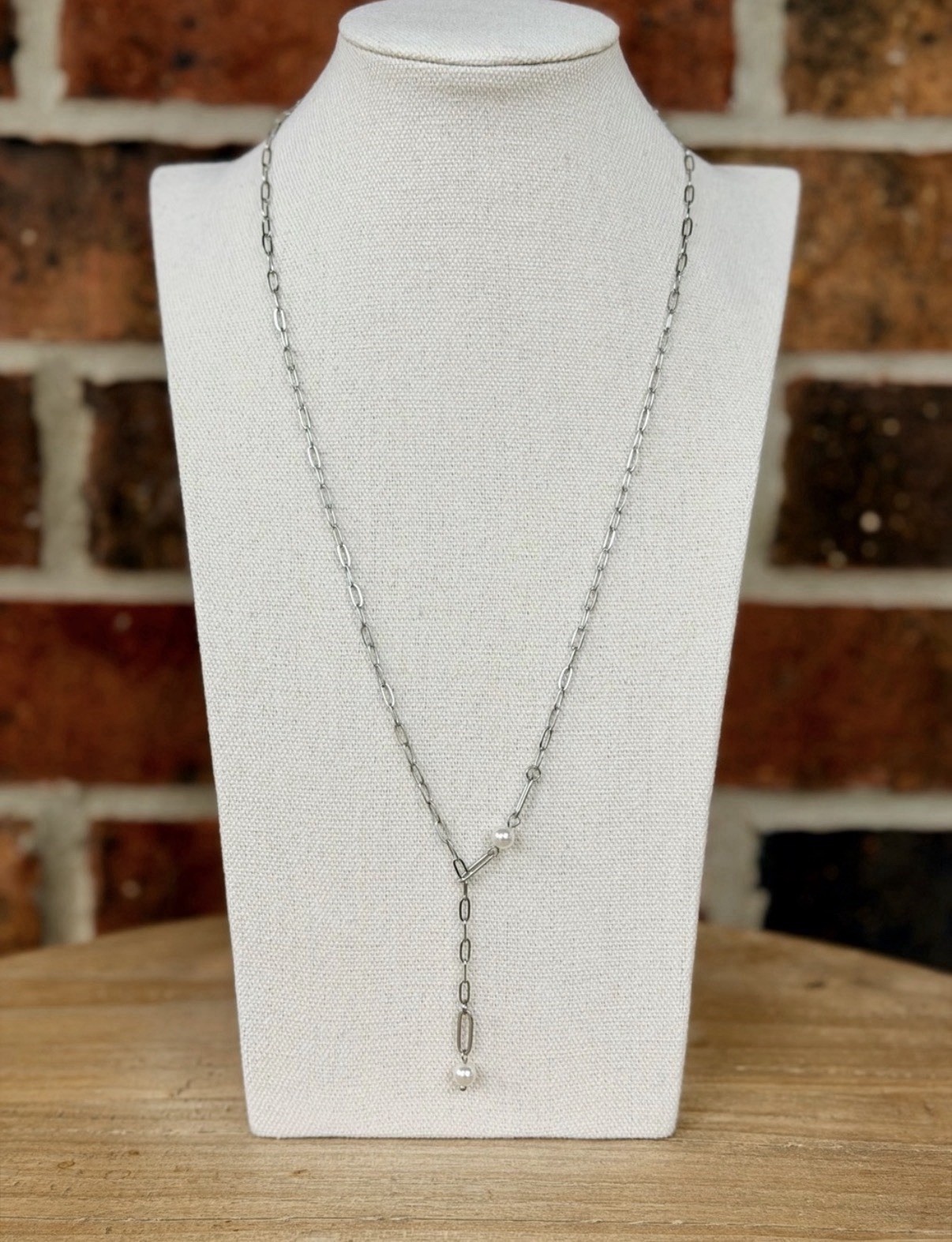 Paperclip Pearl Y Necklace