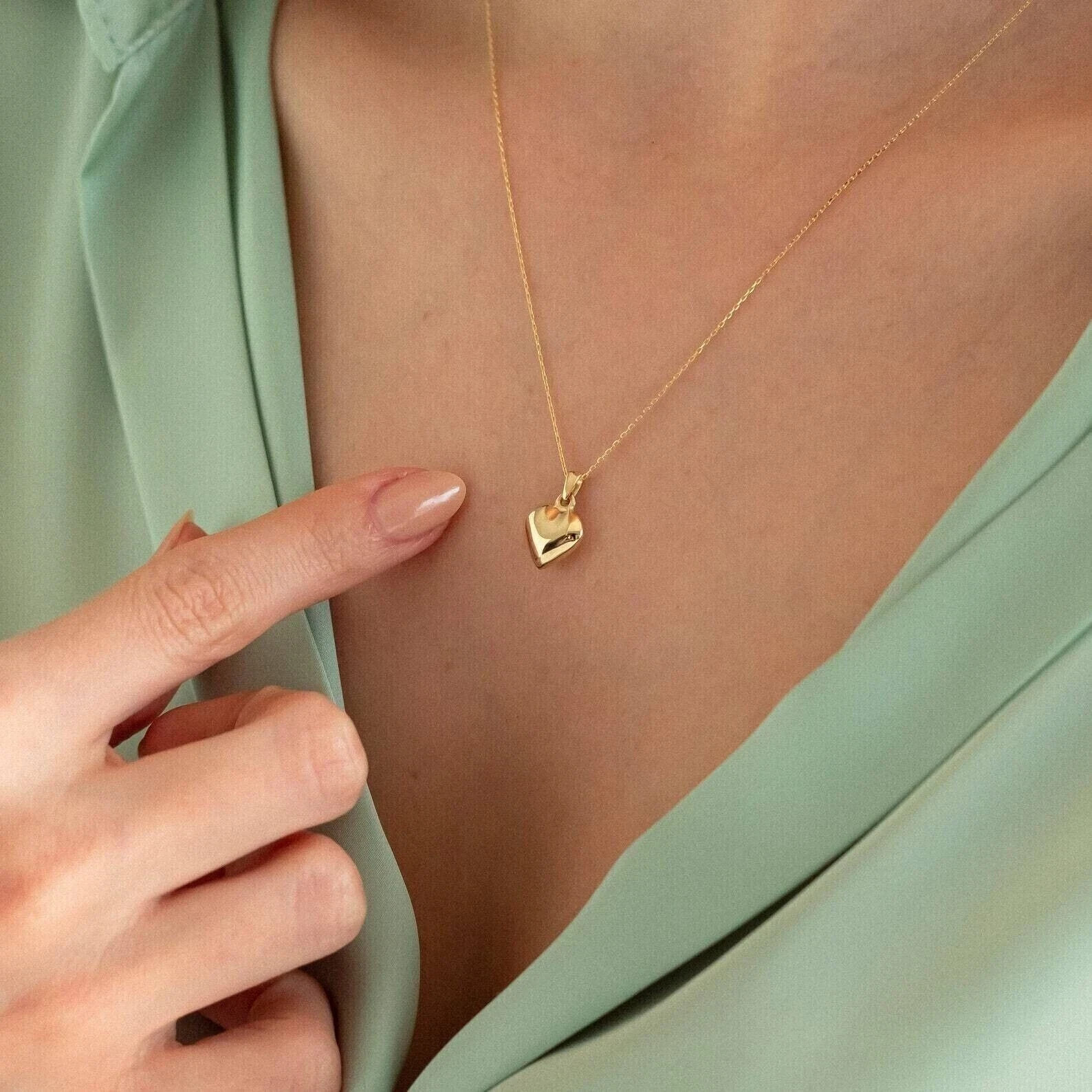 Gift For Women’s Heart Pendant Necklace 14K Yellow Gold Finish