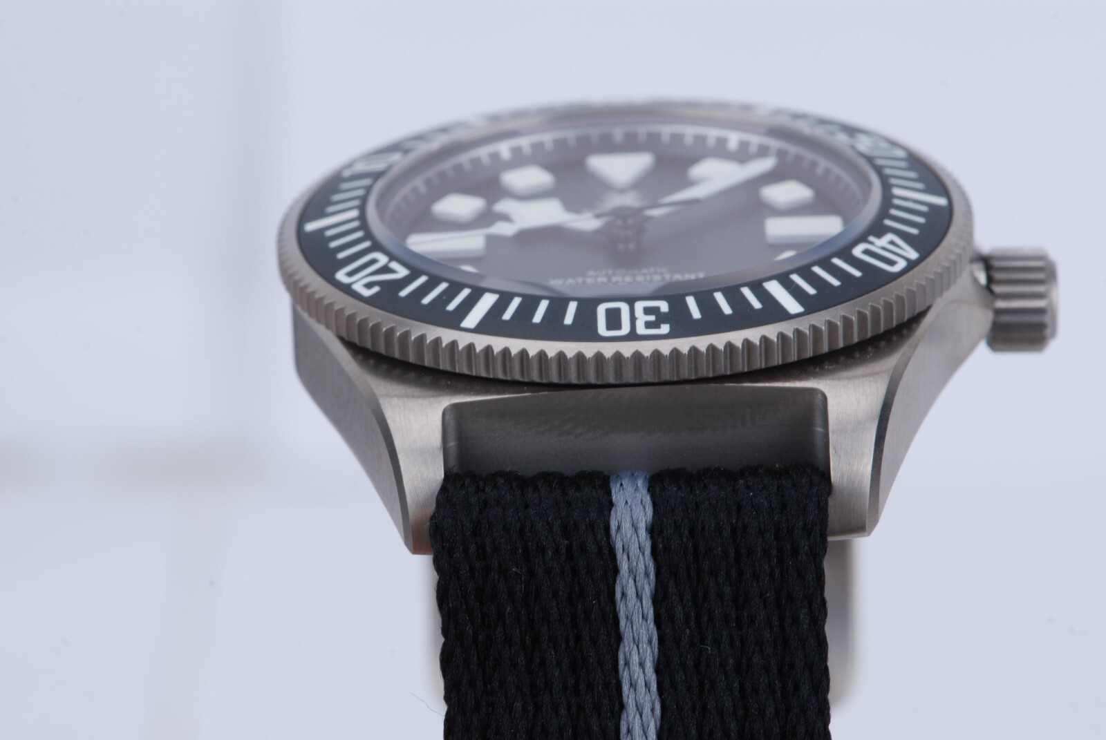 TACTICAL FROG Titanium Ti3 NH35A 200M Diver Automatic Watch BGW9 42mm Nylon