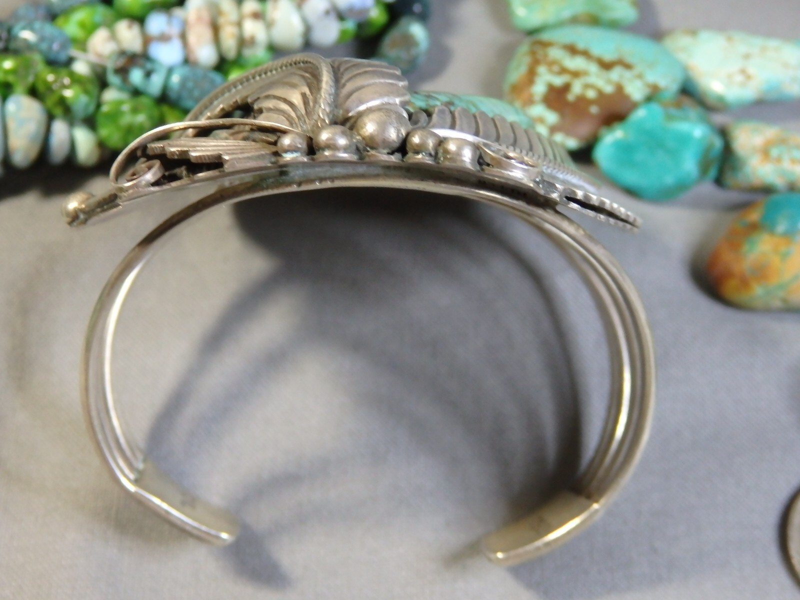 NAVAJO D. Lister KINGMAN TURQUOISE Sterling Silver SQUASH BLOSSOM 110g Bracelet