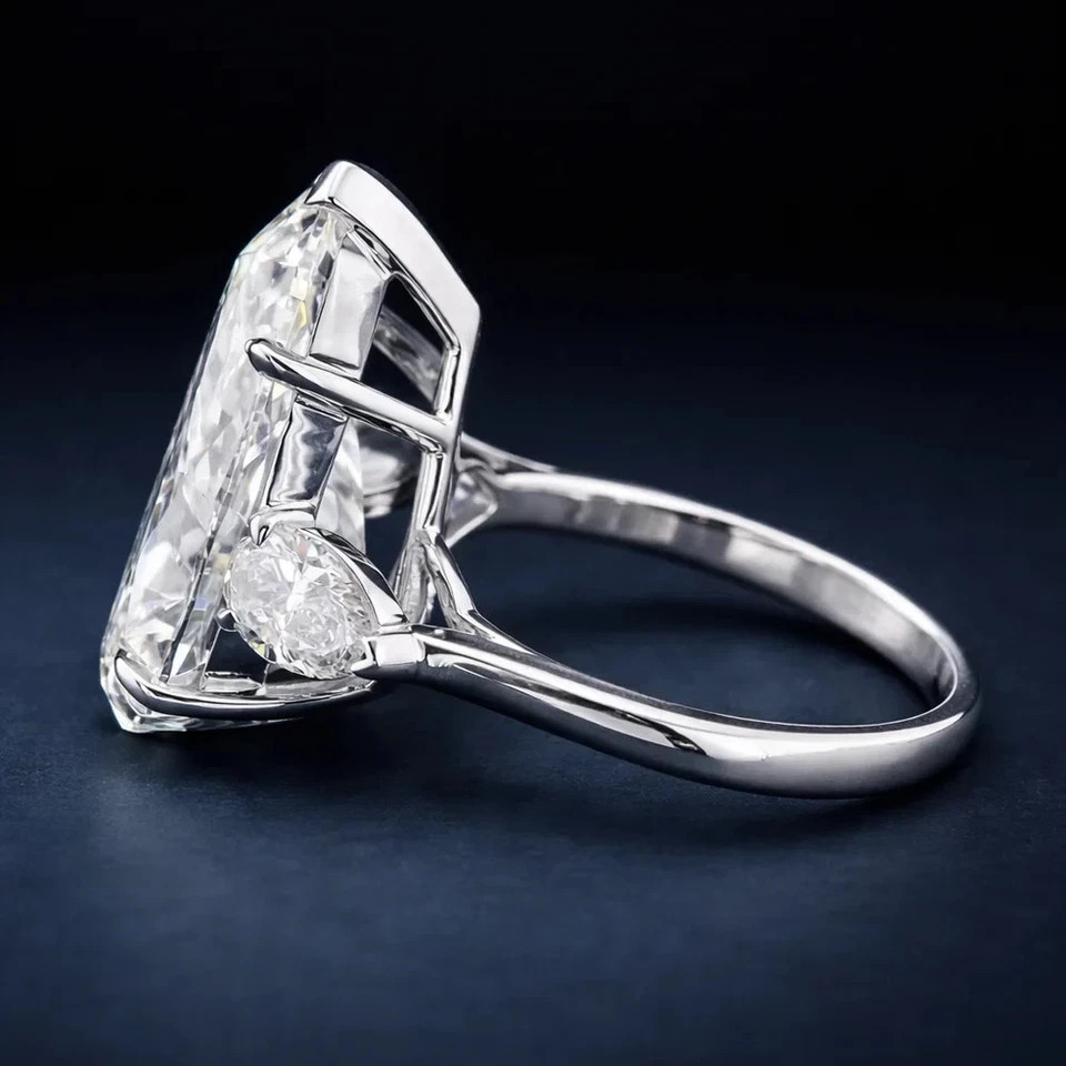 RARE 19.50 Ct White Treated Diamond Ring, 925 Silver, Excellent Luster