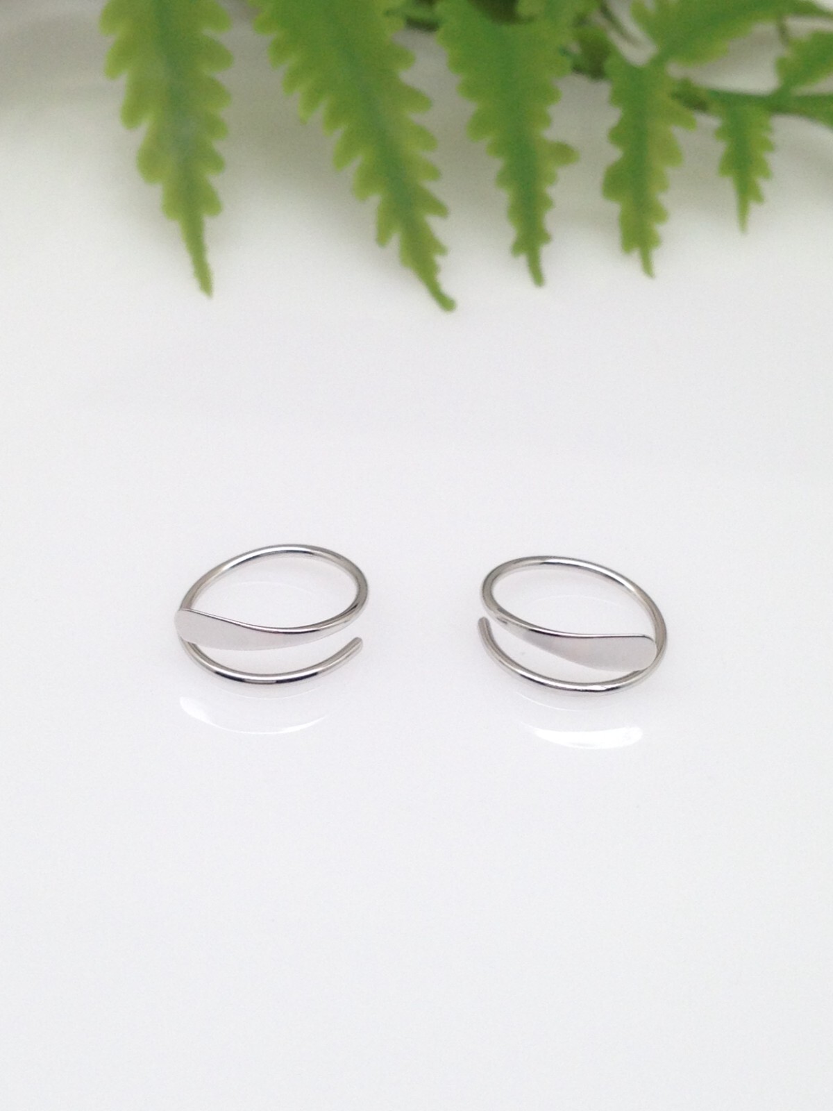 925 Sterling Silver Spiral Threader Huggie Hoop Earrings 10mm x0.5mm VERY TINY