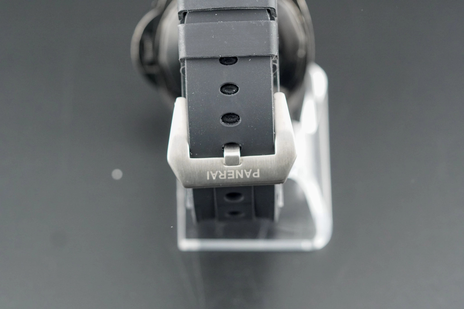 Panerai Luminor Gmt Automatic Black Dial on Leather PAM00088