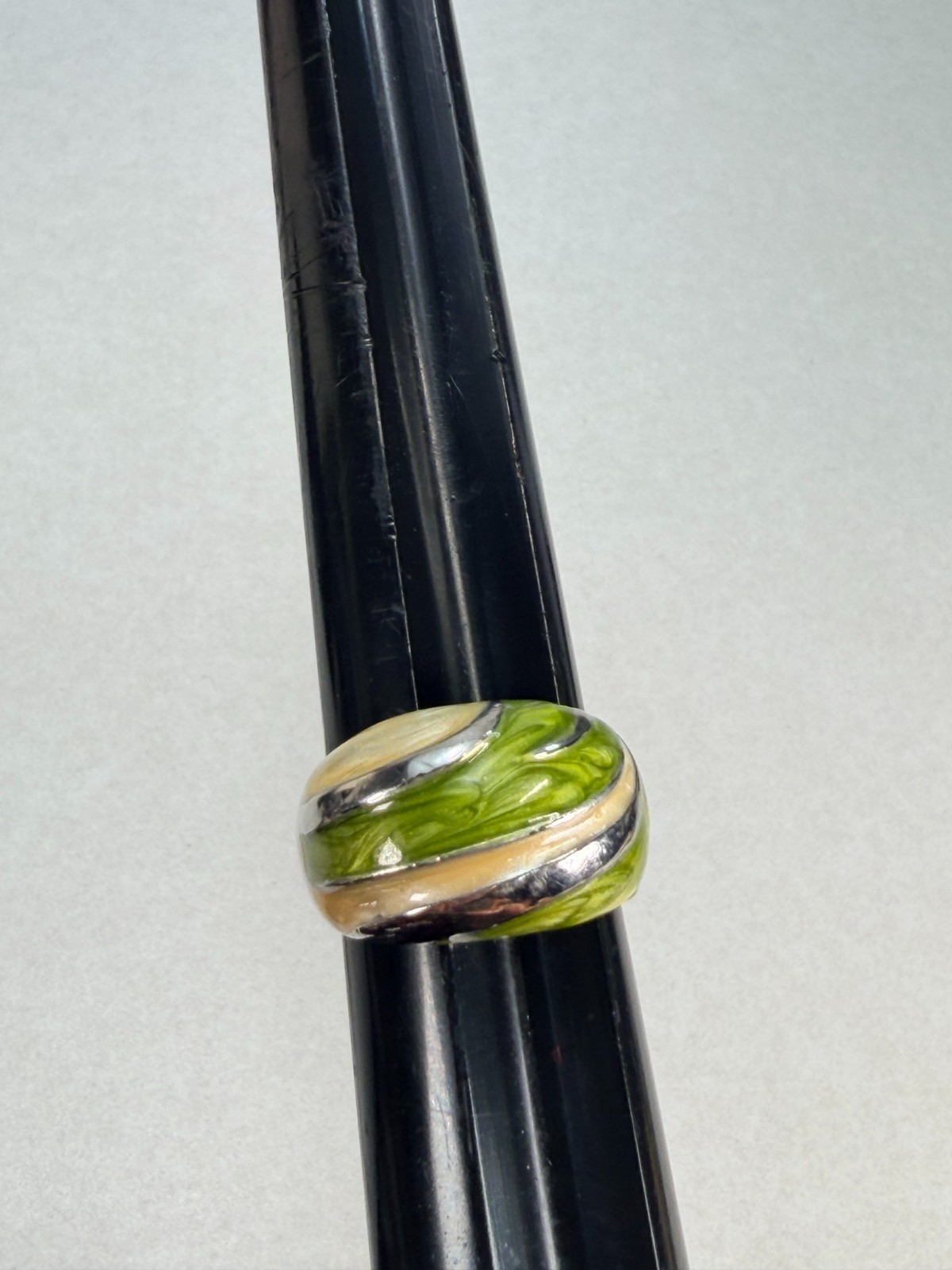 Green Enamel Swirl Statement Ring Silver Tone Modern Wide Band Fashion Jewelry