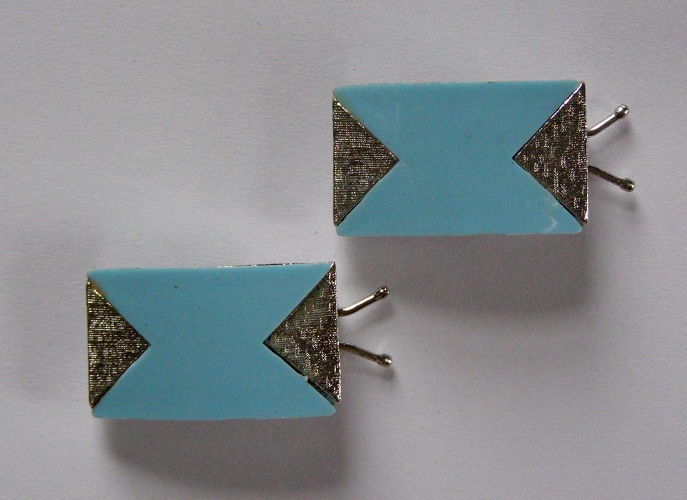 VINTAGE RETRO 1970’s 2 SILVER METAL &PLASTIC BARRETTE BARRETTES DEAD STOCK BLUE