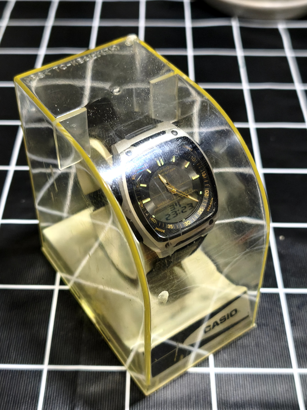 Casio AW-81 Telememo 30 World Time Men’s Watch Ana-Digi 10 Year Battery W/Box