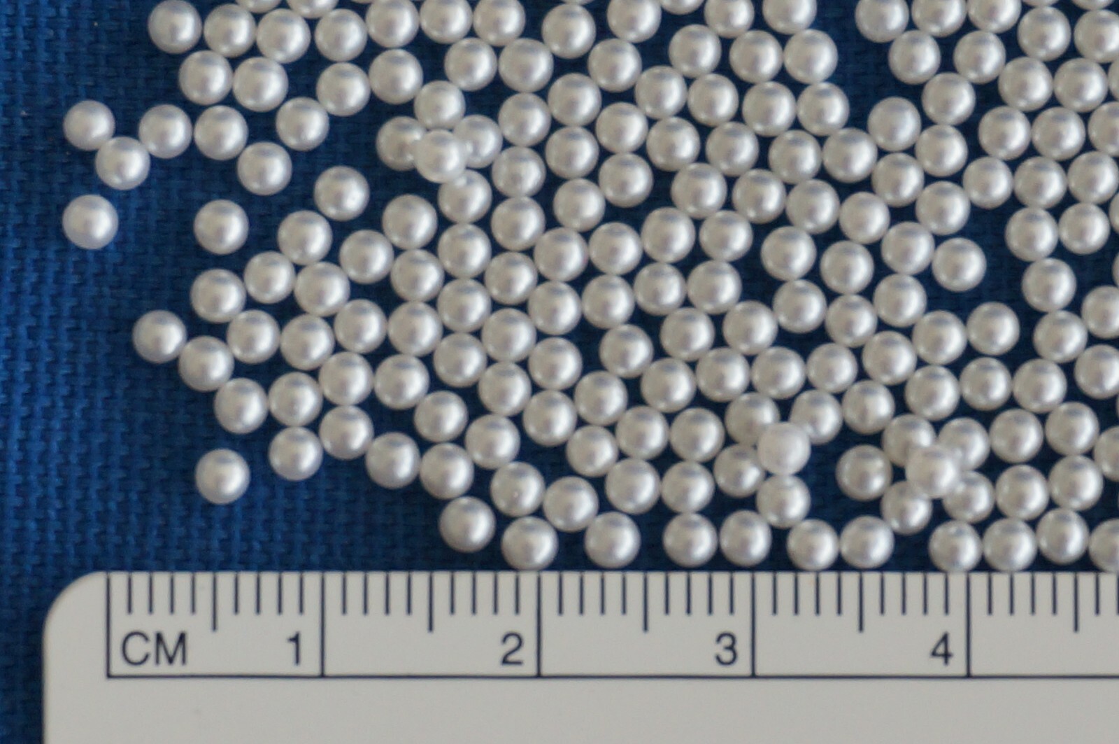 Egg Decorating / Jewelry – 2.5mm SEED PEARLS – No Hole – 5 grams – Approx. 400