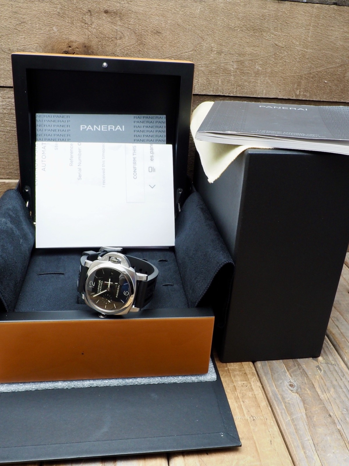 Panerai 42mm Luminor Automatic Date PAM00392 “R” Box and Papers! Great Value