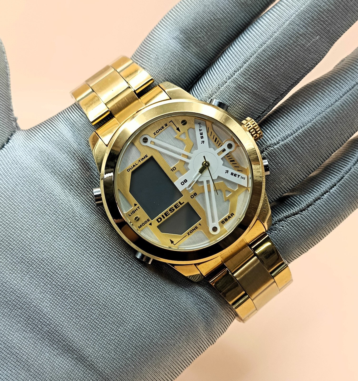 Amazing Diesel 5 Bar Analog & Digital Display Refurbished Men’s Wrist Watch