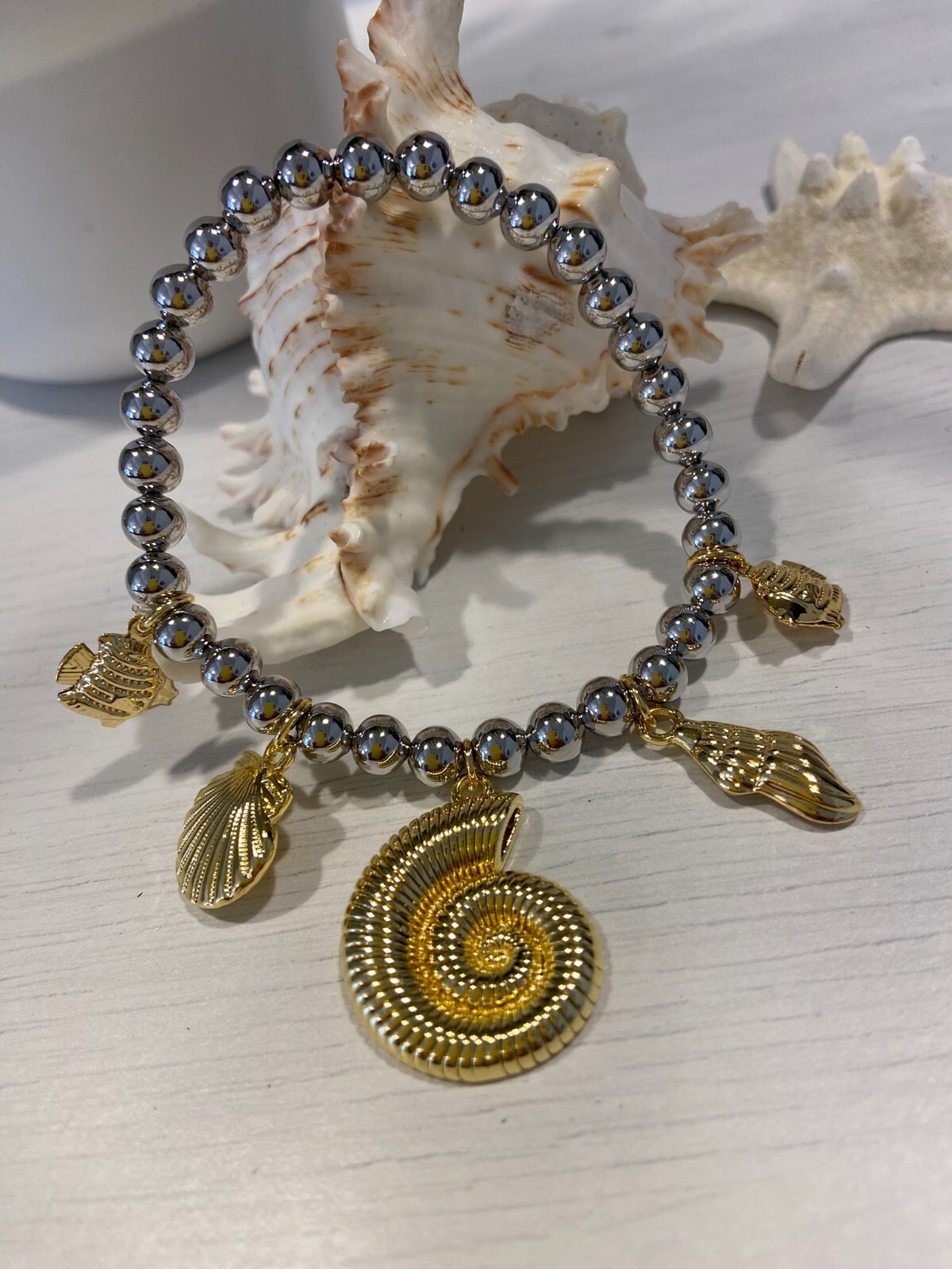 18K Gold Plated Copper Seashell and Fish Charm Bracelet