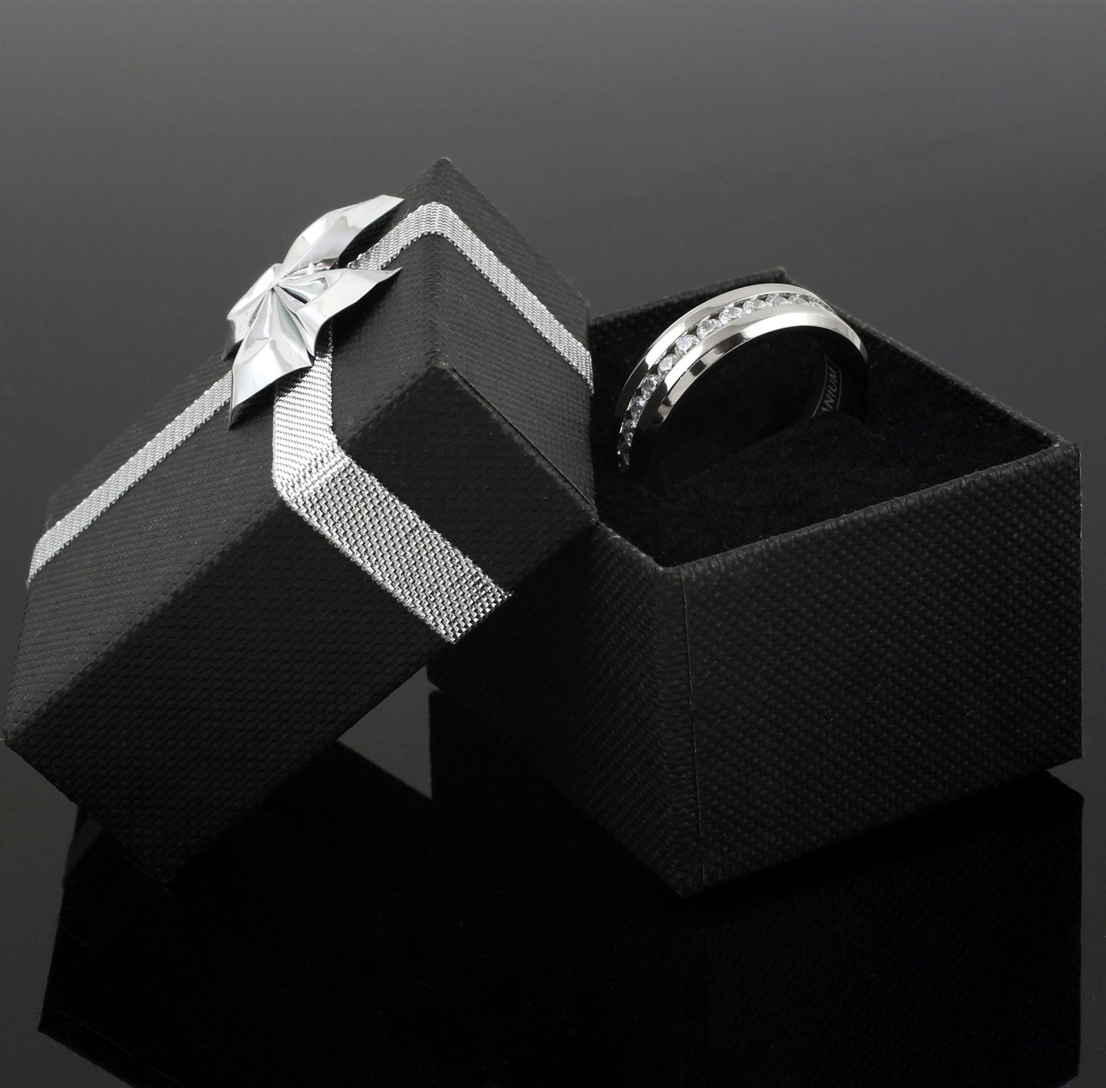 5/7mm Titanium 1.6 Carat Dazzling Eternity CZ Men’s Wedding Band Ring Size 5-15