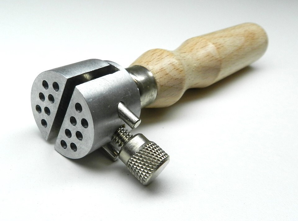 Jewelers Universal Work Holder Mini Peg Clamp Ring Vise Hand Held Engraving Tool