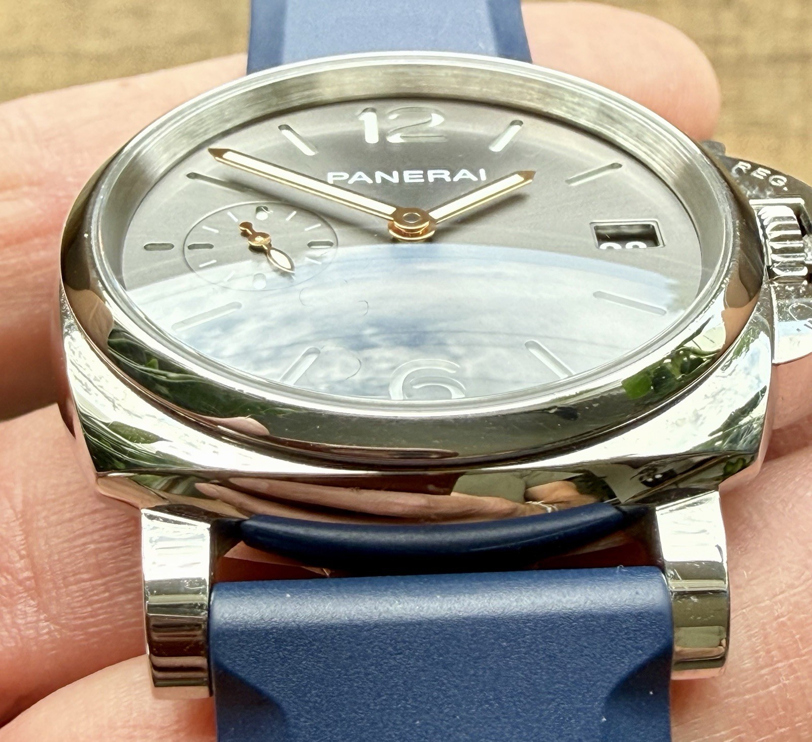 2023 Panerai Luminor Due Automatic Grey 1247 PAM01247 38mm Watch Full Set Straps