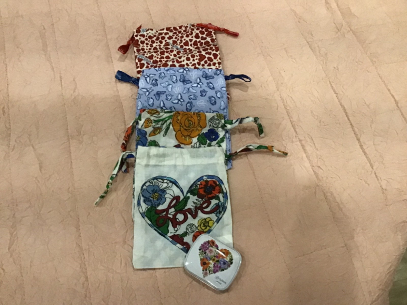 Lot of 4 New Brighton Jewelry Drawstring Dust Bags ant tin of mints