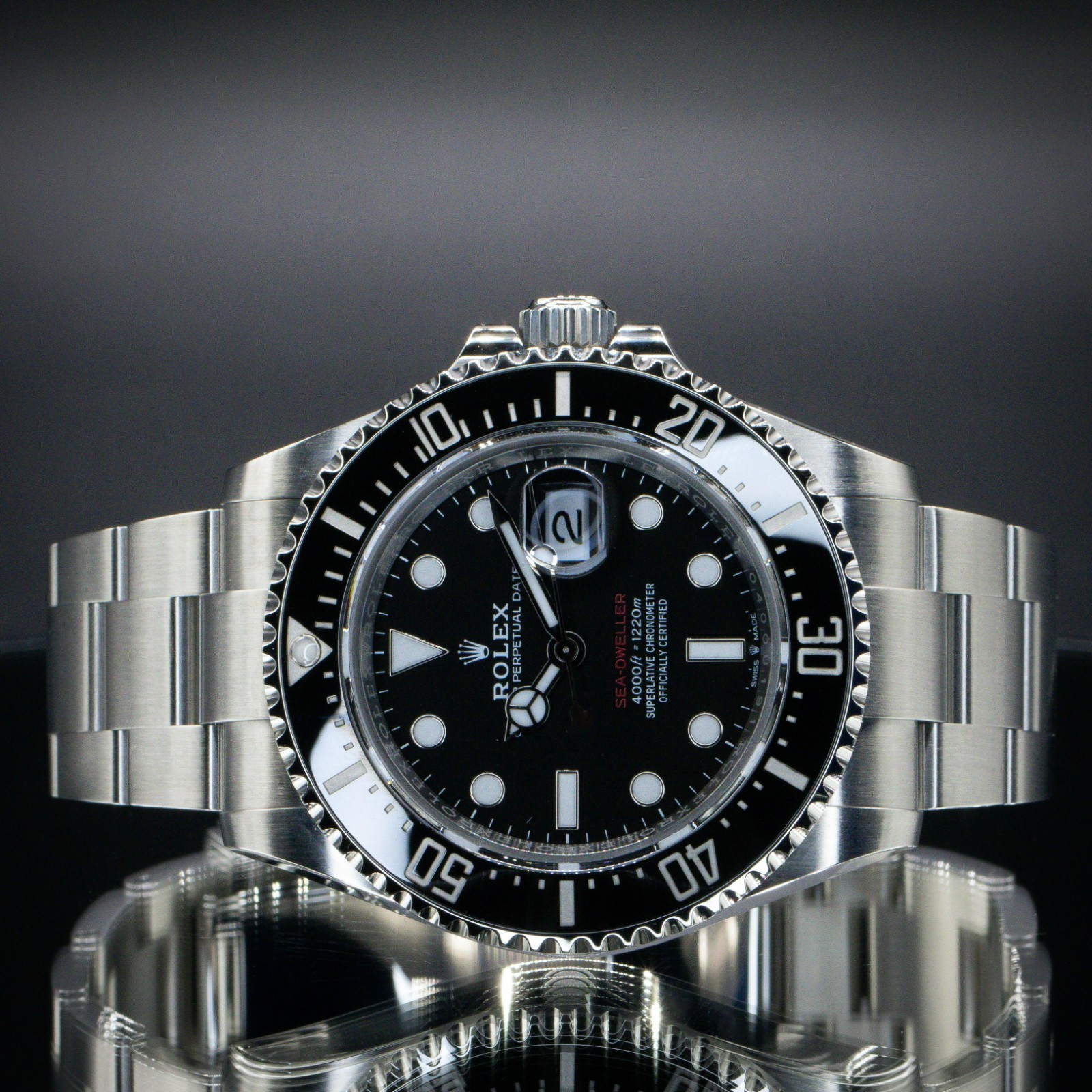 ROLEX Sea-Dweller 43mm “Single Red” | Oystersteel | Ref. 126600 | Full Set