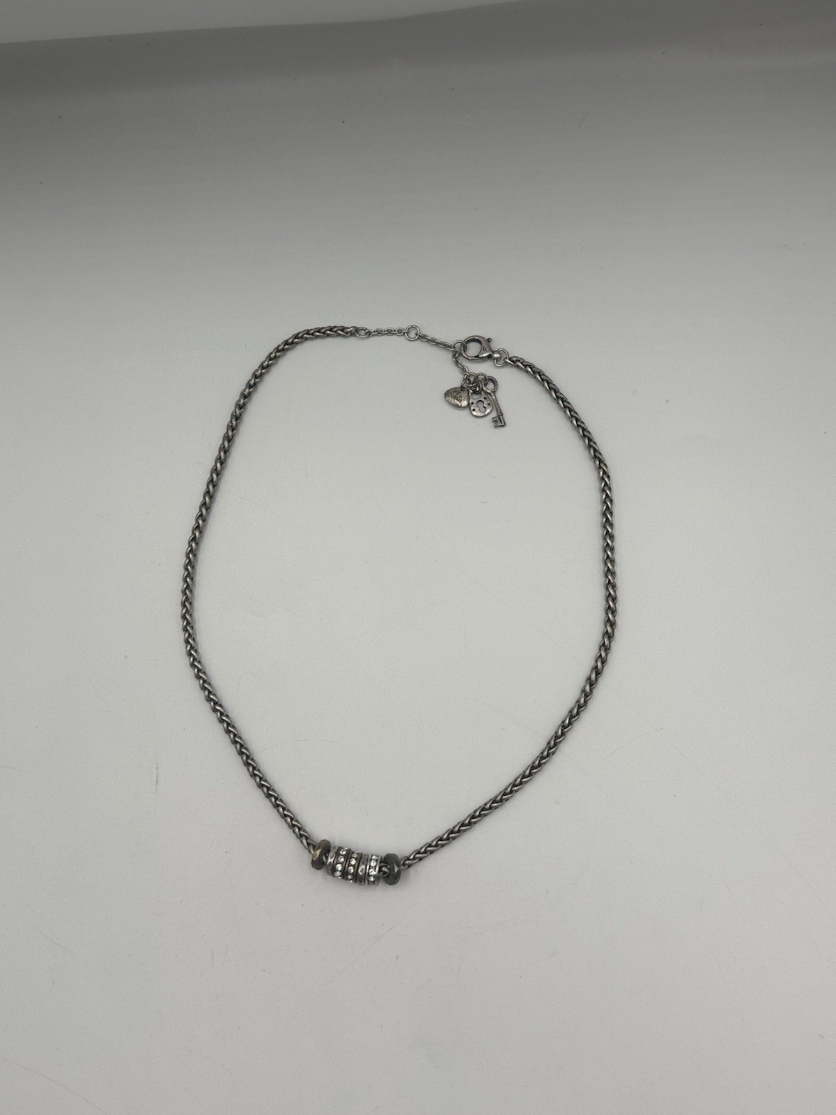 Fossil Silver Tone Crystal Barrel Bead Chain Necklace Key Lock Charm Adjustable