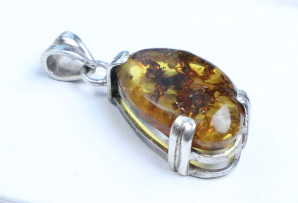 Charming Design Nat. Clear Green Orange Amber .925 Sterling Silver Pendant 35mm