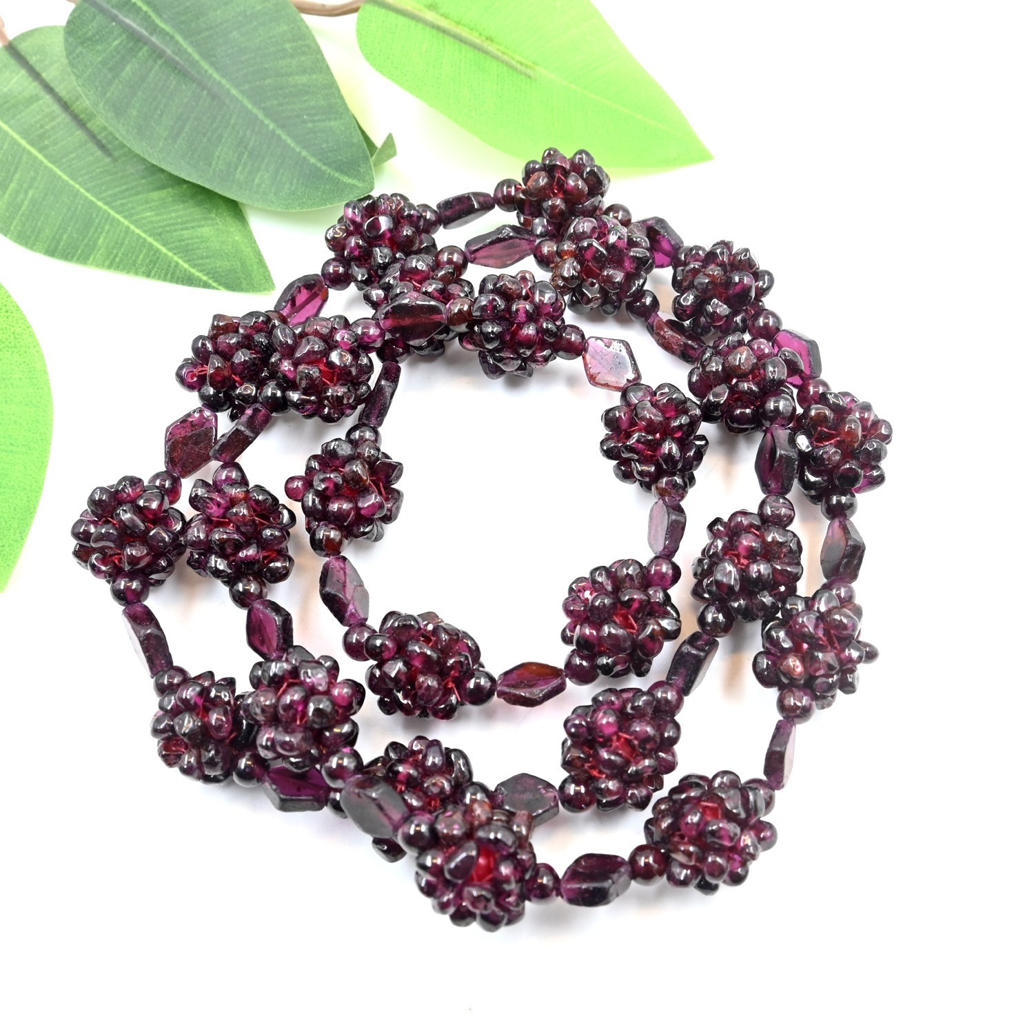 Natural Vintage Bohemian Pyrope Garnet Cluster Gemstone Beaded Pulp Necklace 24″