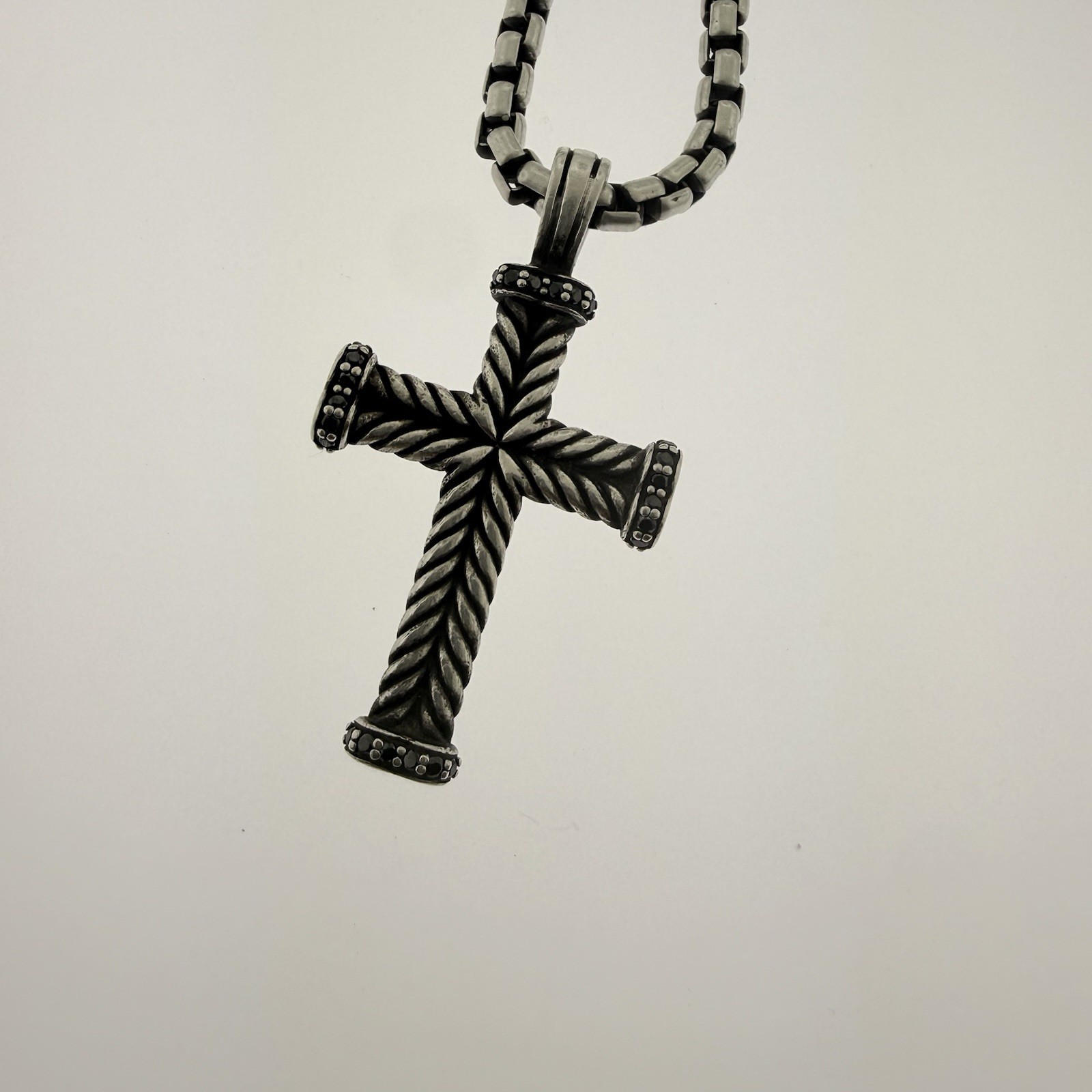 David Yurman Sterling Silver 925 Box Chain & Chevron Cross Pendant Black Diamond