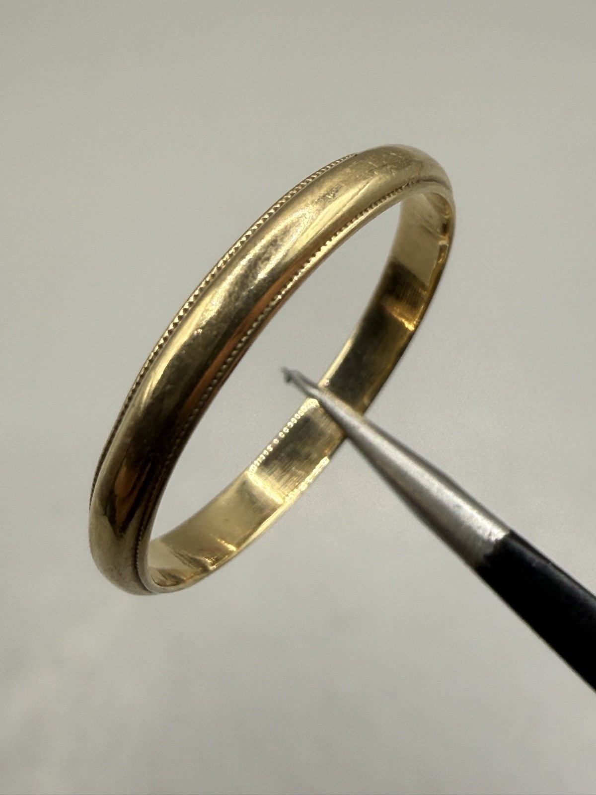 VTG 14k 585 Yellow Gold Milgrain Simple Band Ring Size 6 2.4mm