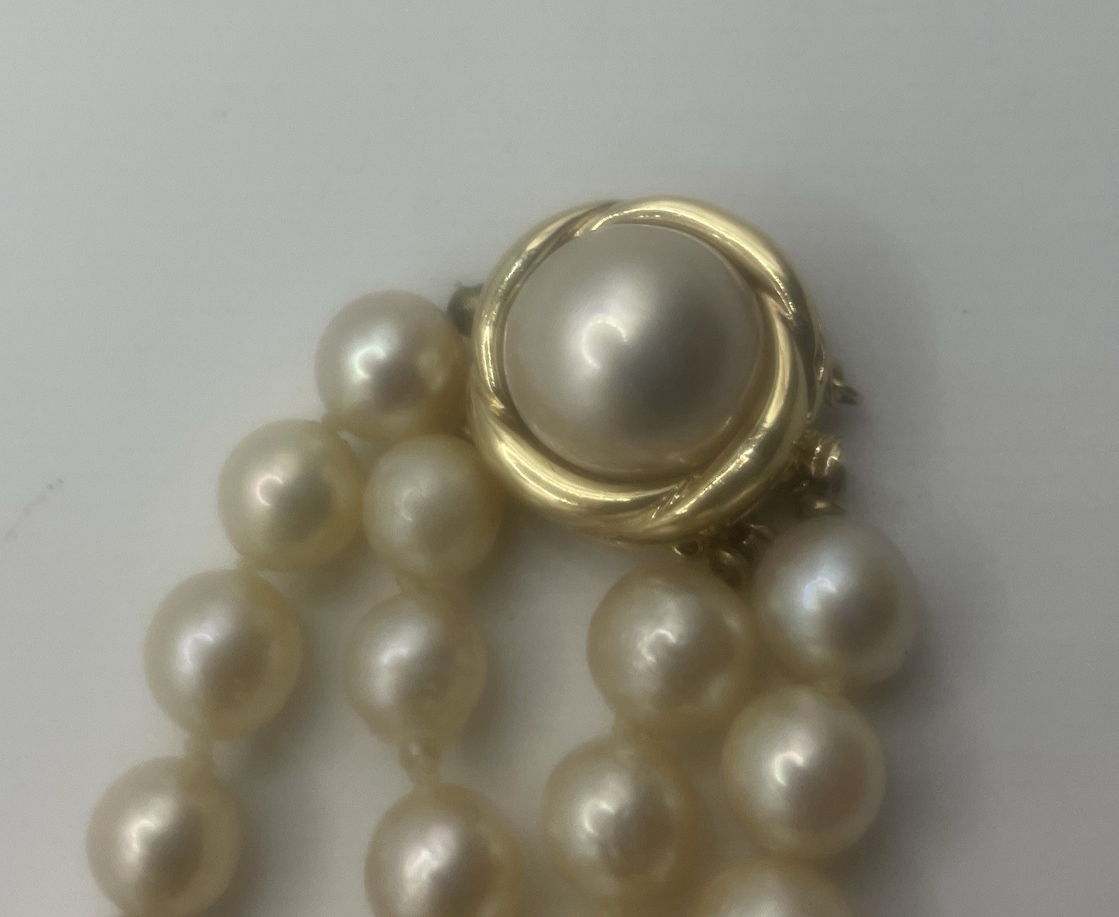 pearl necklaces for women