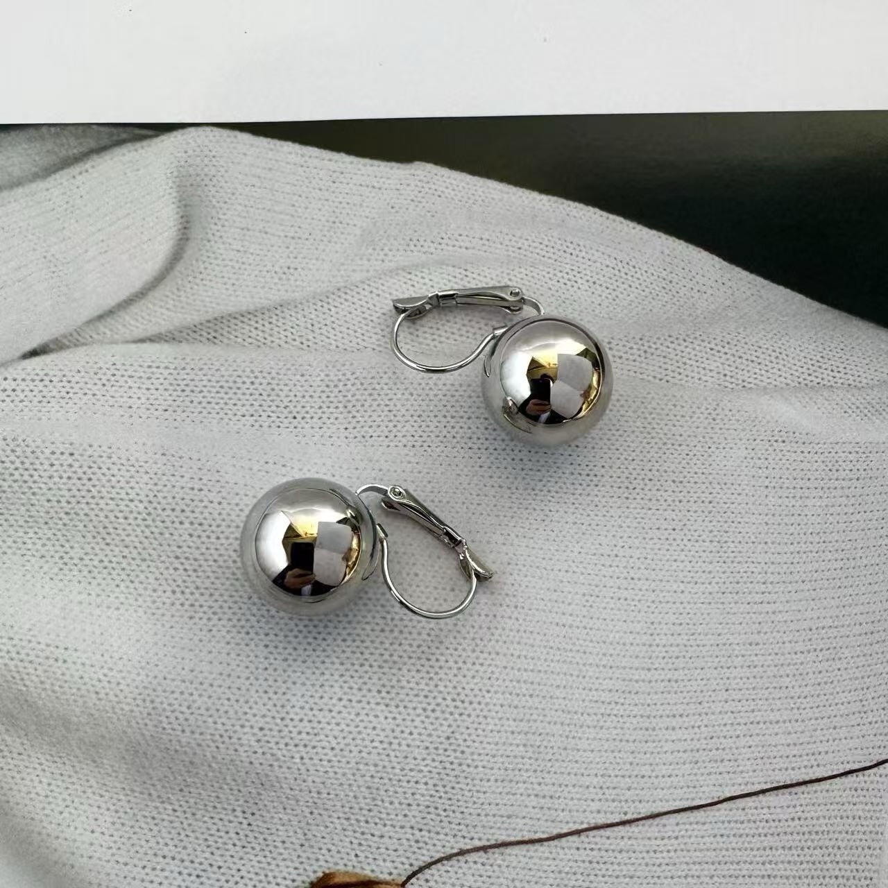 Metal Sliver Ball Dangle Drop Earrings for Women