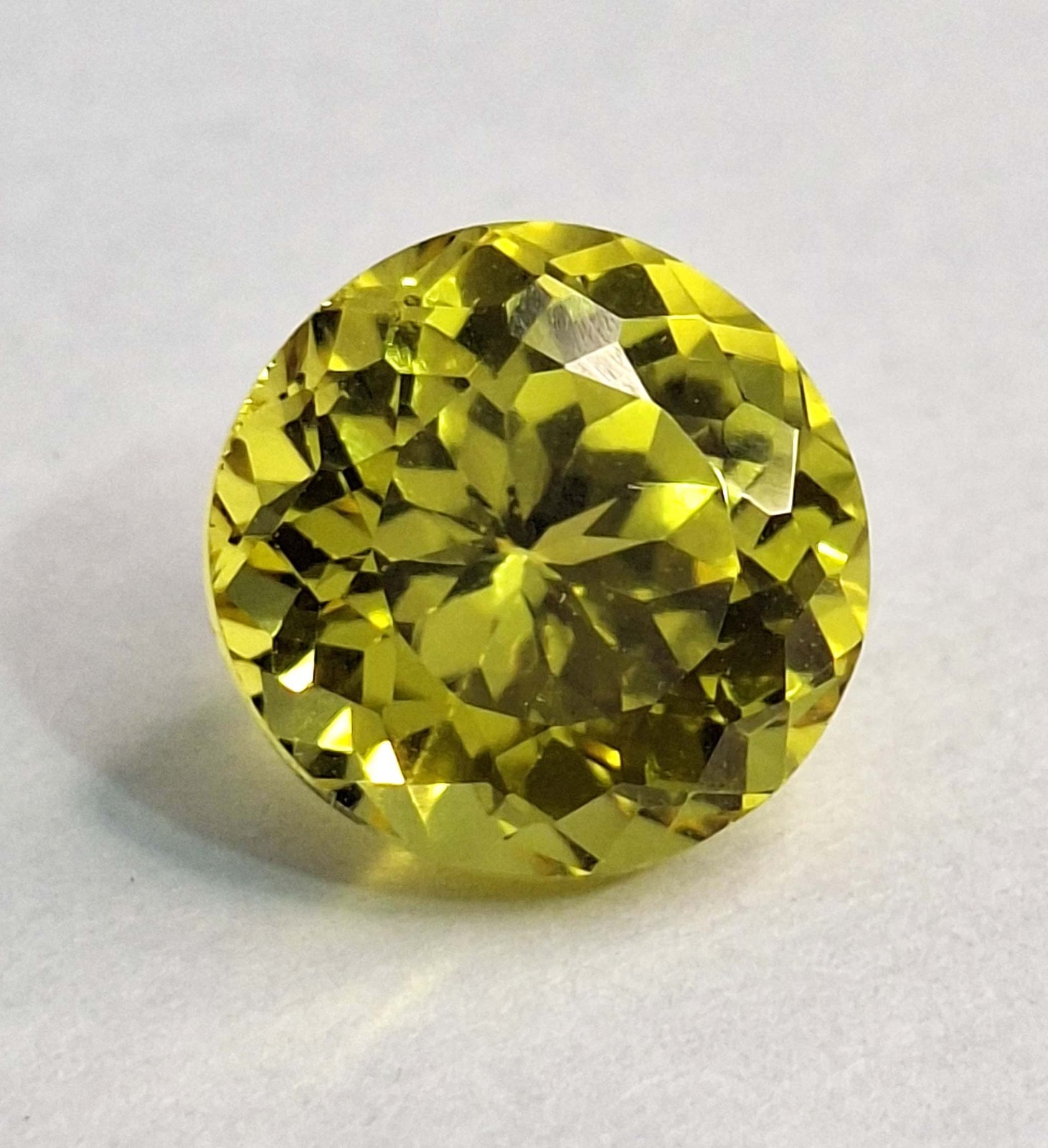 Loose Natural 5-7 Ct Shine Yellow Round Cut Sapphire Certified Gemstone