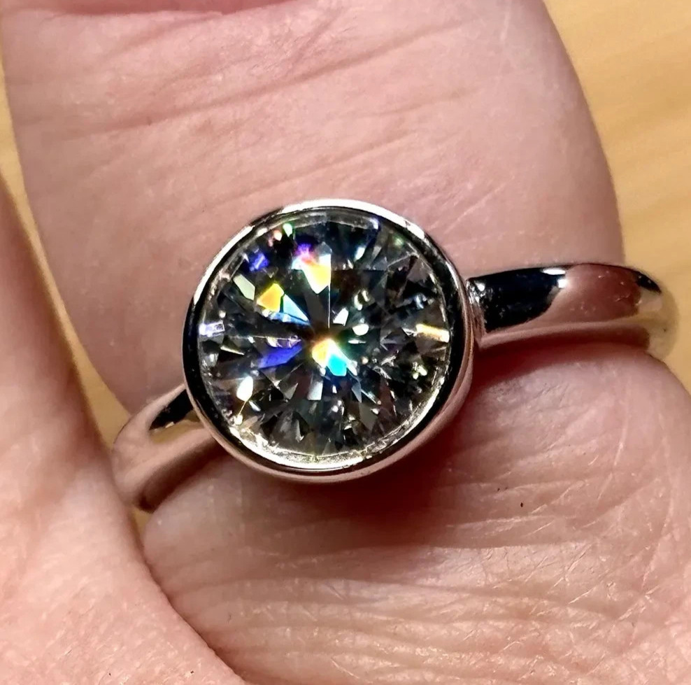 3Ct Round-Cut EF/VS1 Lab Grown Diamond Bezel-Style Wedding Ring Platinum 950