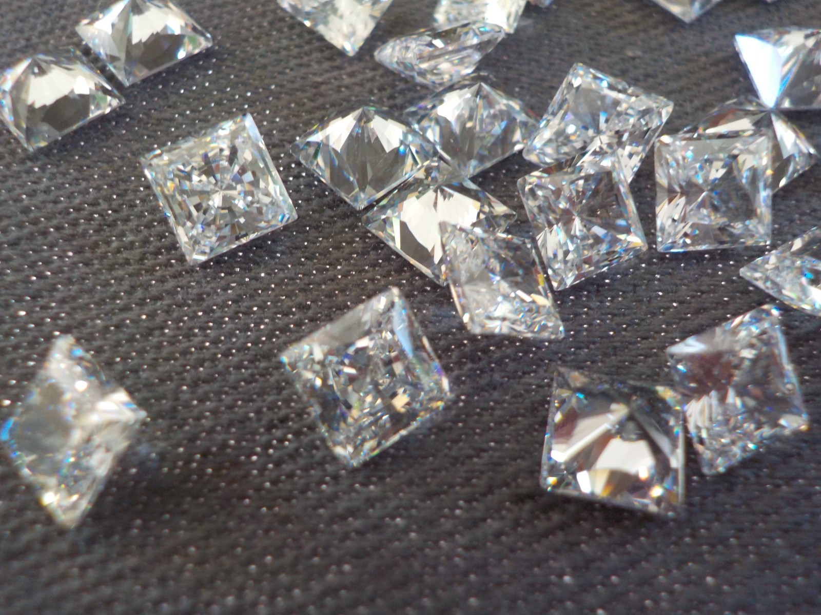 Square Cubic Zirconia Clear Stone 5 mm Pointed Back No Holes Total 12 Pieces