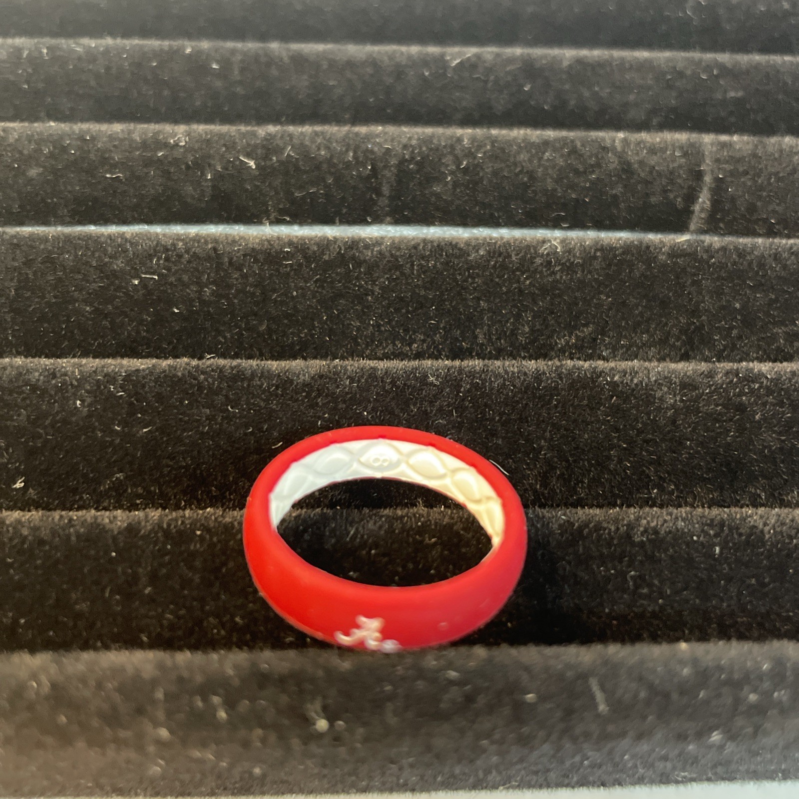 GROOVE LIFE RING SIZE 7 – SILICONE BAND RING – NEW With Box