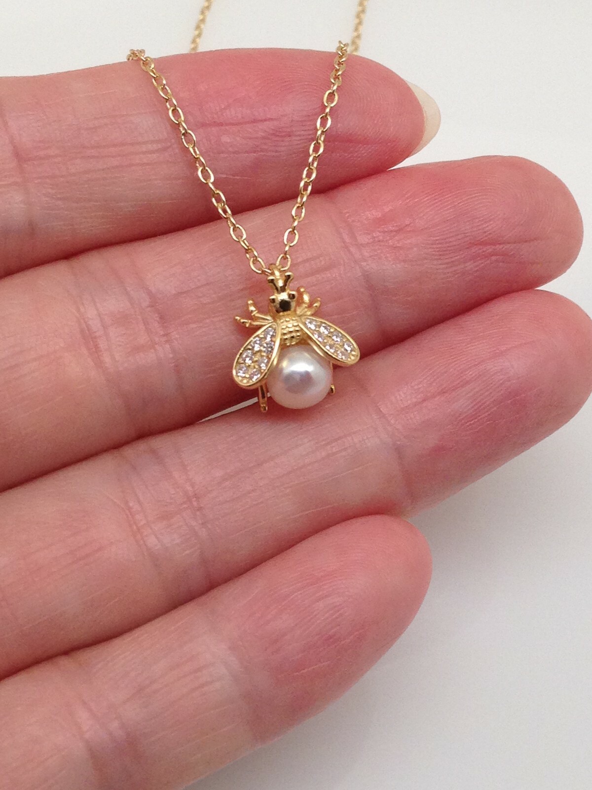 925 Sterling Silver Bumble Bee w/ Pearl Pendant Necklace 11mm(0.43″) 17.75″