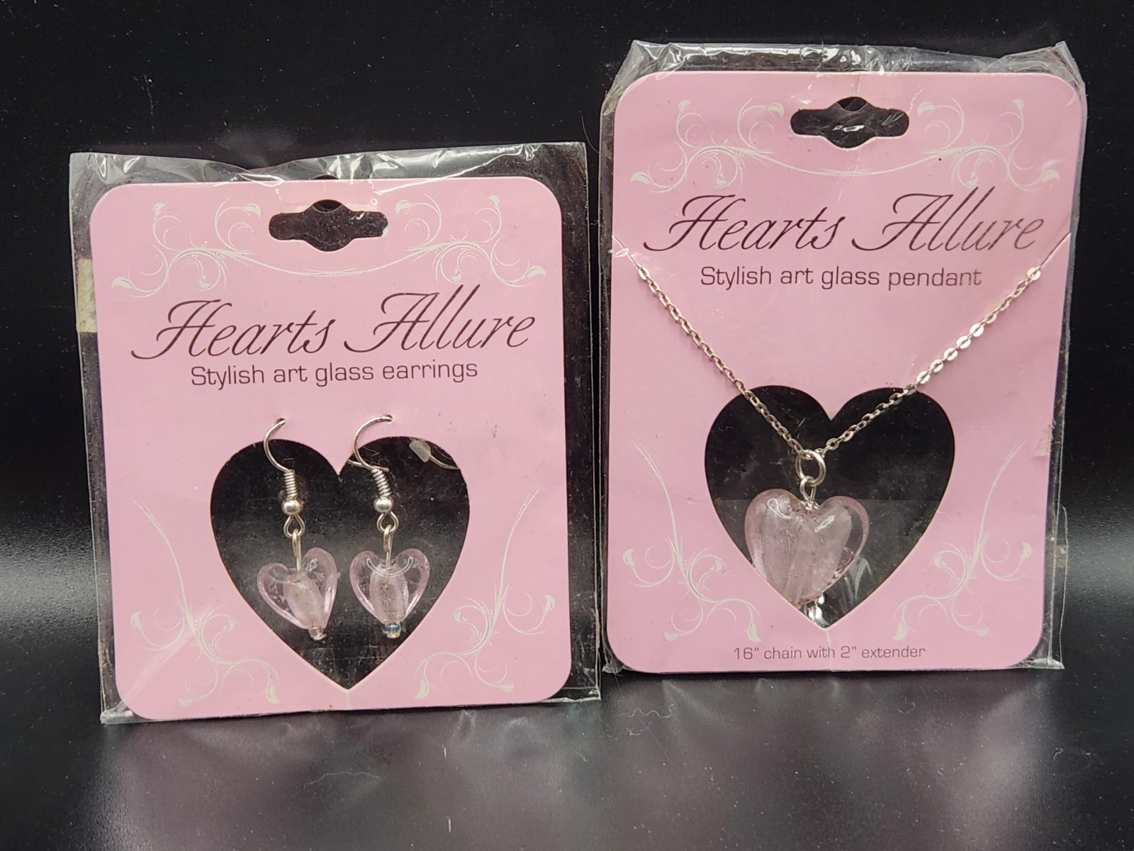 #0012 – Hearts Allure Pink Art Glass Heart Necklace & Earrings Gift Set NIP 16″