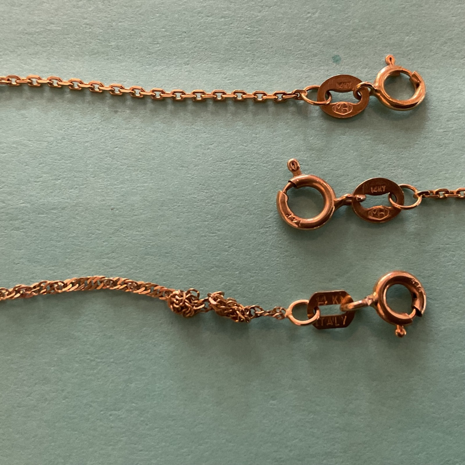 14k Yellow Gold Chain Necklaces – Lot of 3 – 16 in & 17 in – 5g