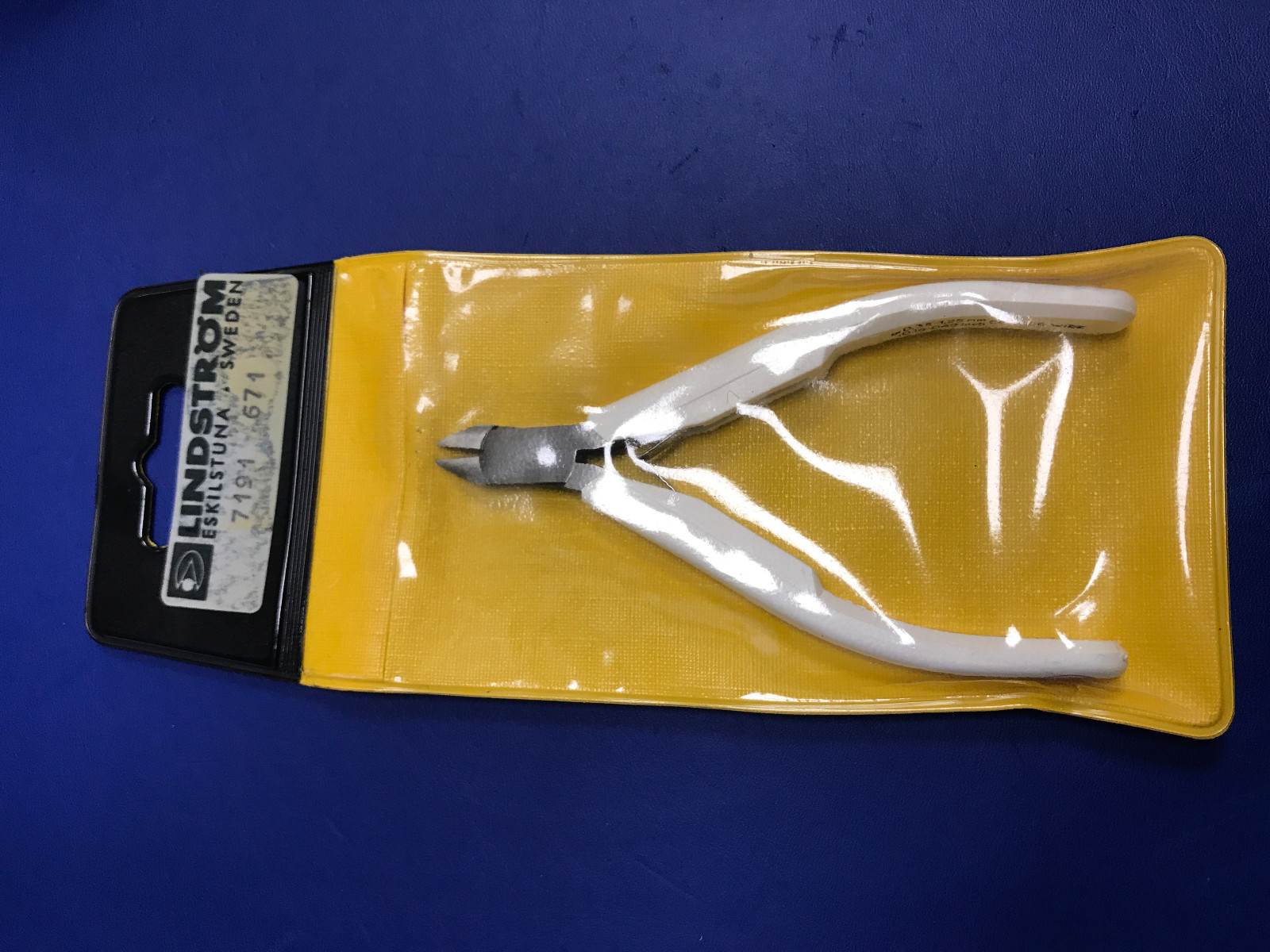 LINDSTROM 7191 SUPREME FLUSH CUTTER BOX JOINT TAPER HEAD DIAGONAL SIDE